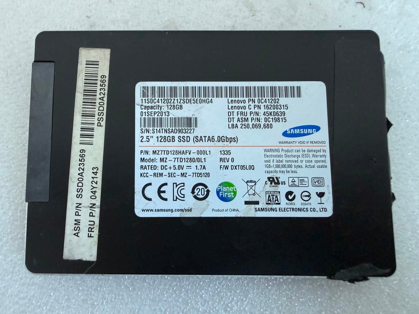 Samsung 128GB 2.5" SATA 6Gbps SSD MZ-7TD1280 Lenovo 04Y2143 45K0639