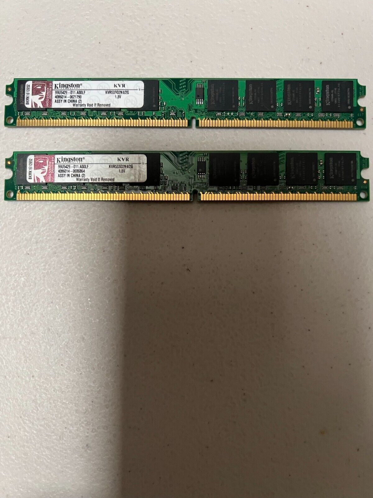2 x Kingston 2GB x 2 = 4GB RAM   99U5429-011.ADOLF