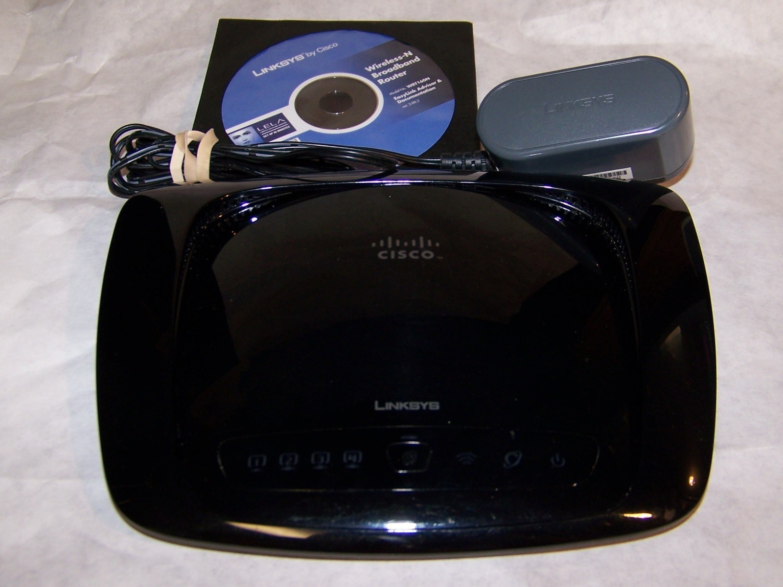 Linksys WRT160N V2 Wireless-N Broadband Router   Works Great   