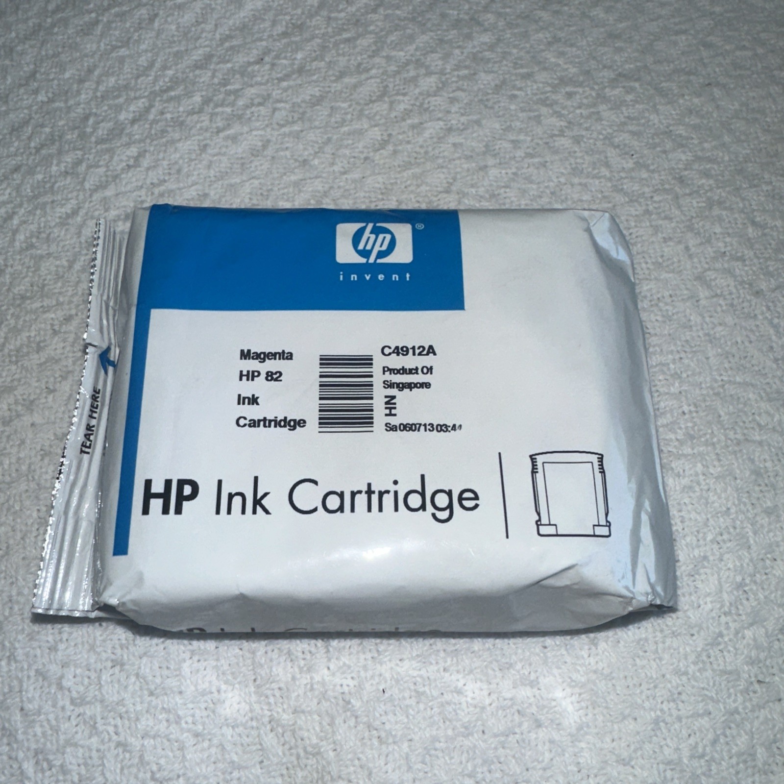 Genuine HP 82 Magenta Brand New Sealed Ink Cartridge C4912A 
