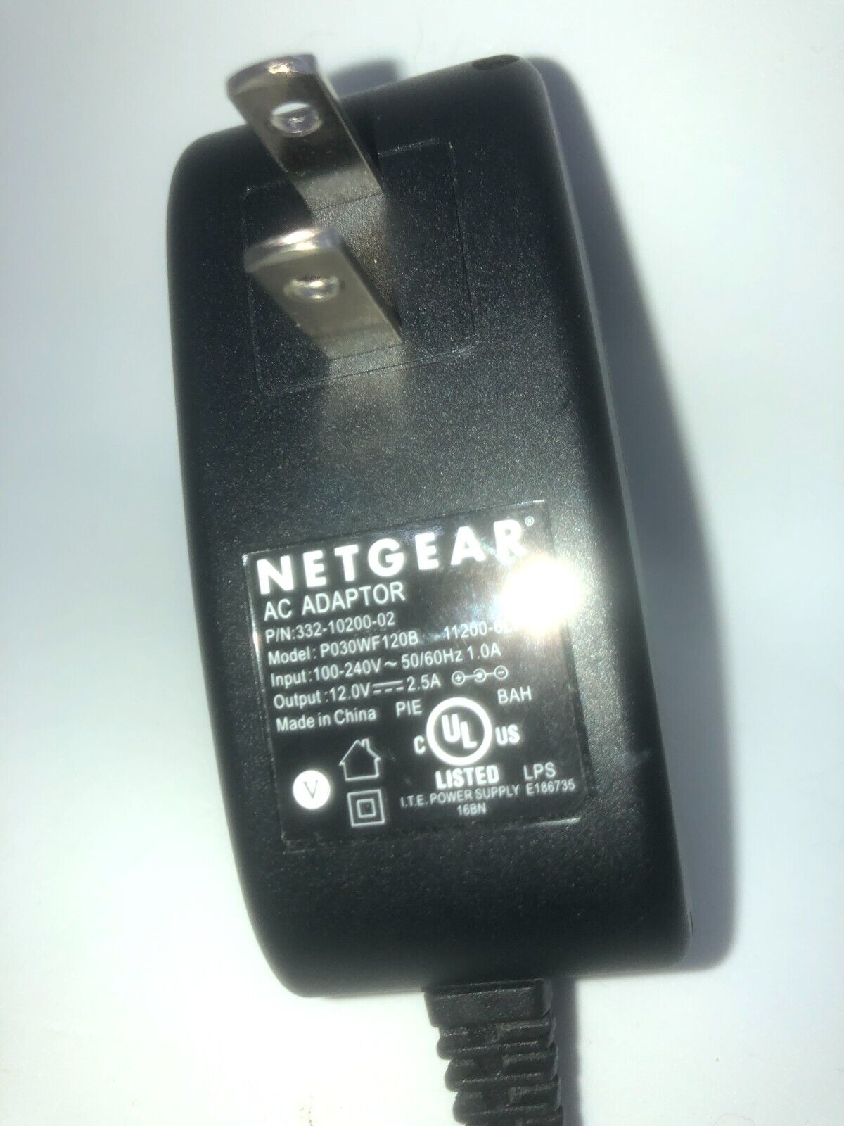 Genuine Netgear AC Power Adapter Plug Model  P030WF120B P/N 332-10200-02