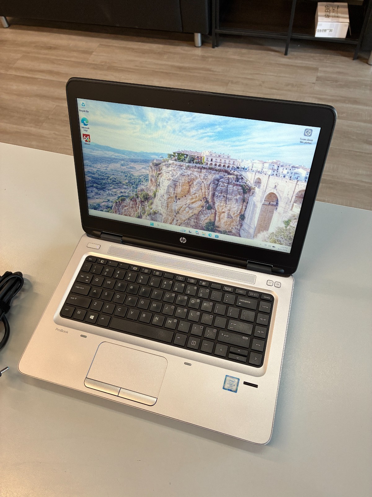 HP ProBook 640 G3: 14" / i5-7300 / RAM 16Gb / SSD 256Gb / Win 11 