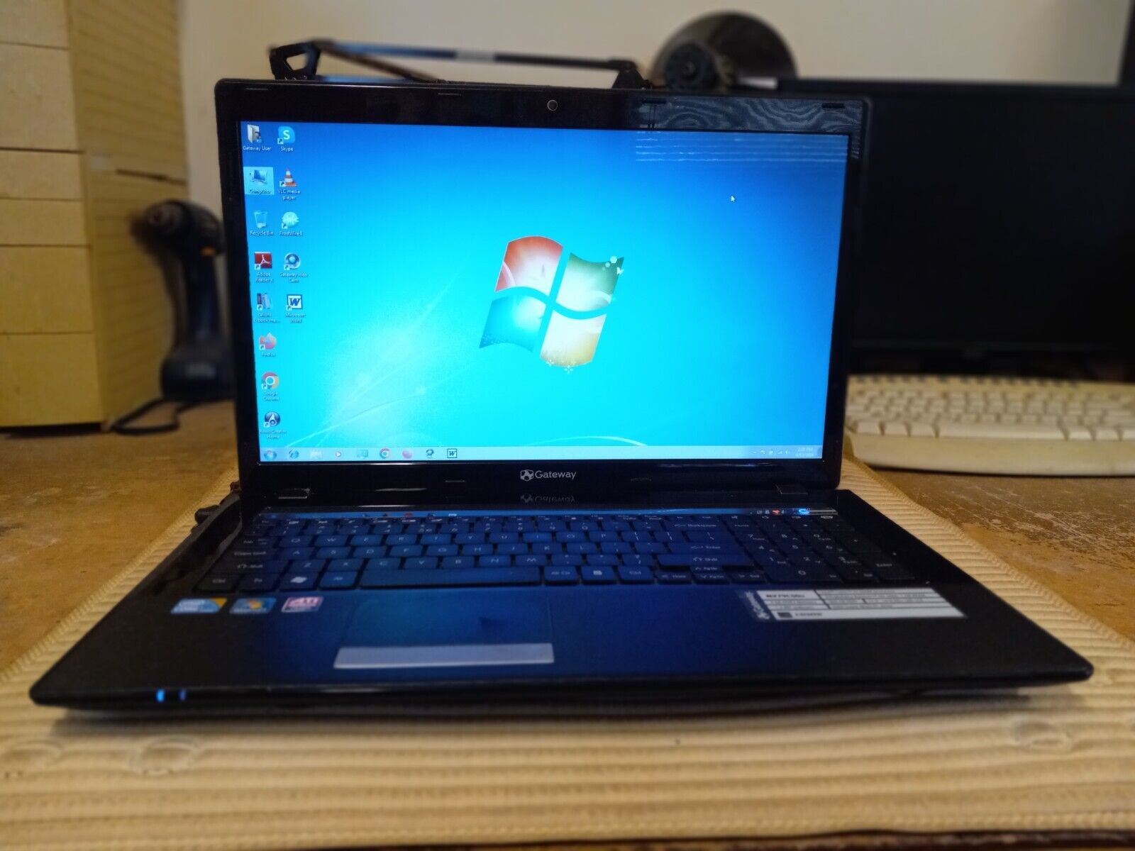 Gateway MS2288 NV79 Series Laptop Windows 7 Home premium
