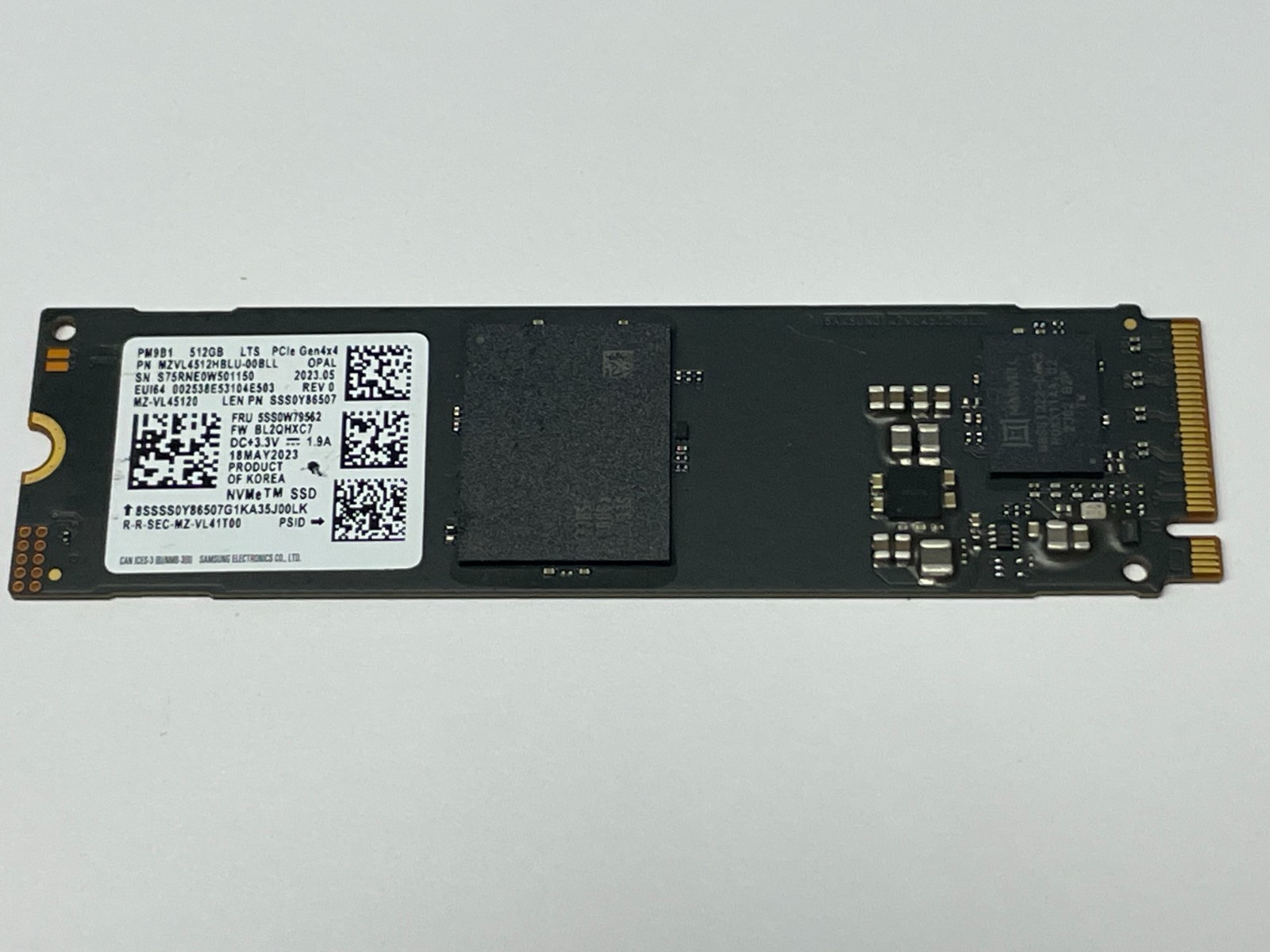 Samsung 512GB PM9B1 NVMe PCIe Gen4x4 OPAL Solid State Drive MZVL4512HBLU-00BLL