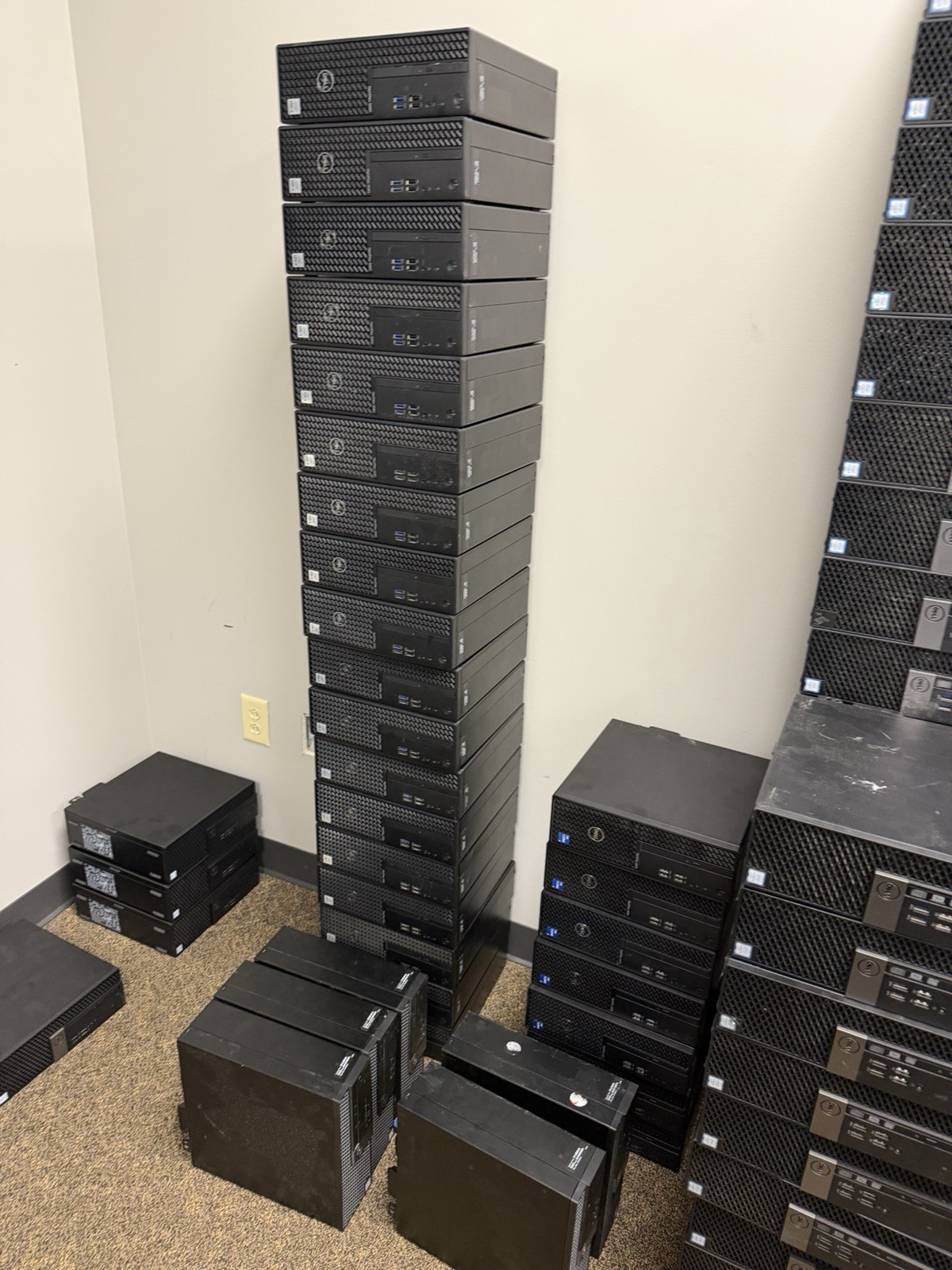 Lot of 40 Dell Optiplex Various Models Used Desktops