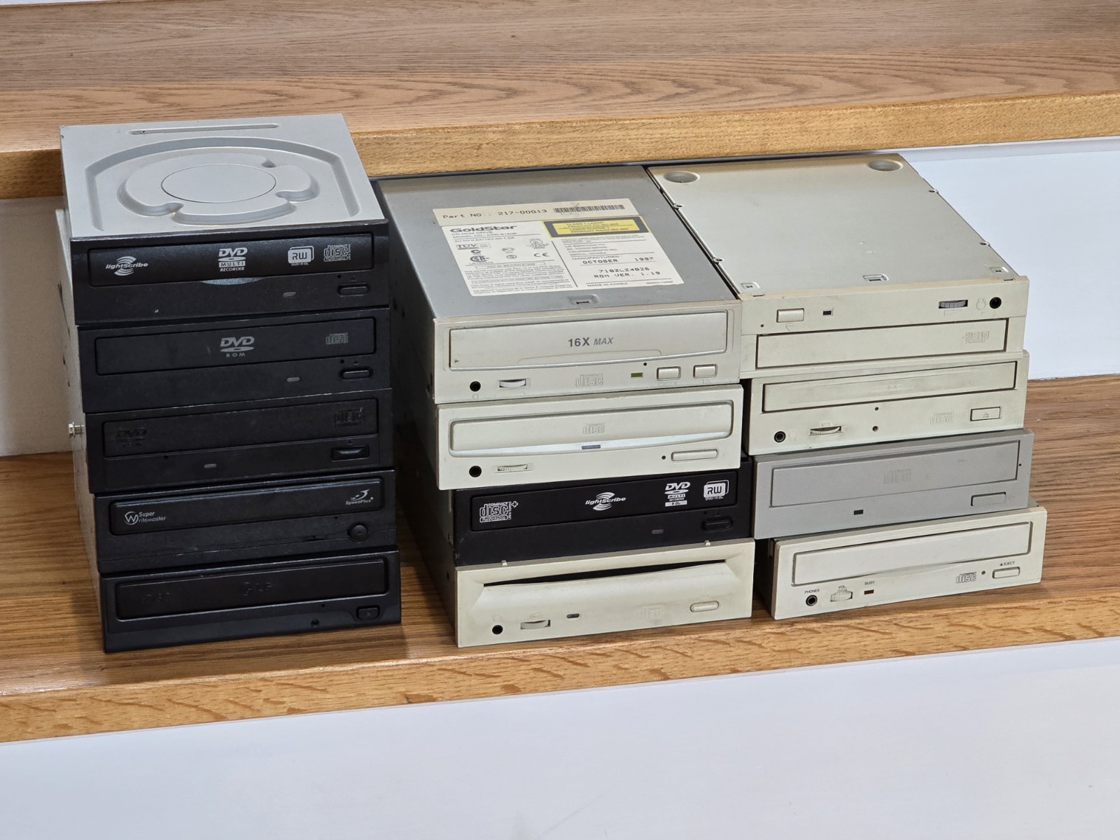 Vintage Desktop IDE Sata CDROM CD DVD Internal Drive Lot Of 13