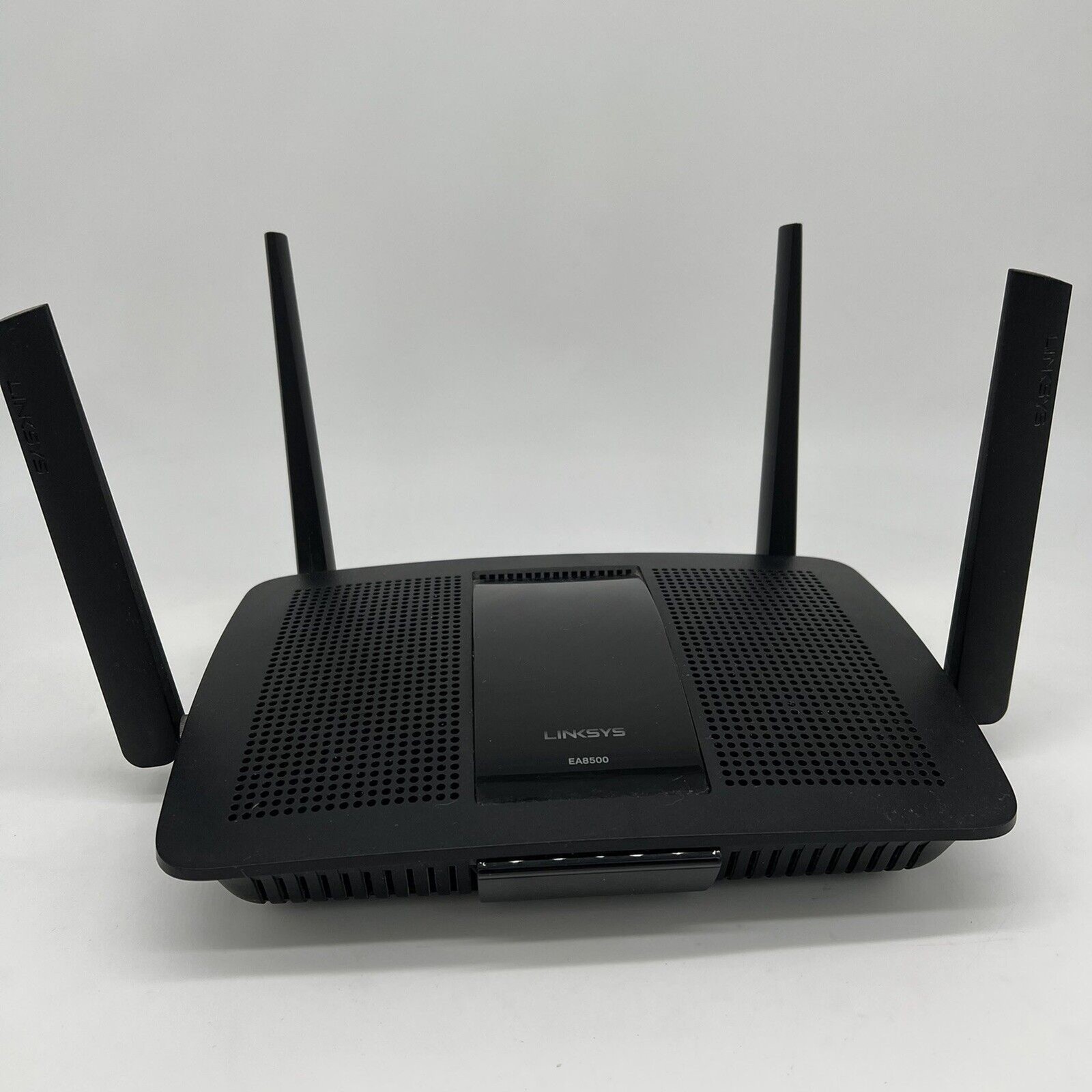 Linksys Max-Stream 1733 Mbps 4-Port Gigabit Wireless AC Router - EA8500