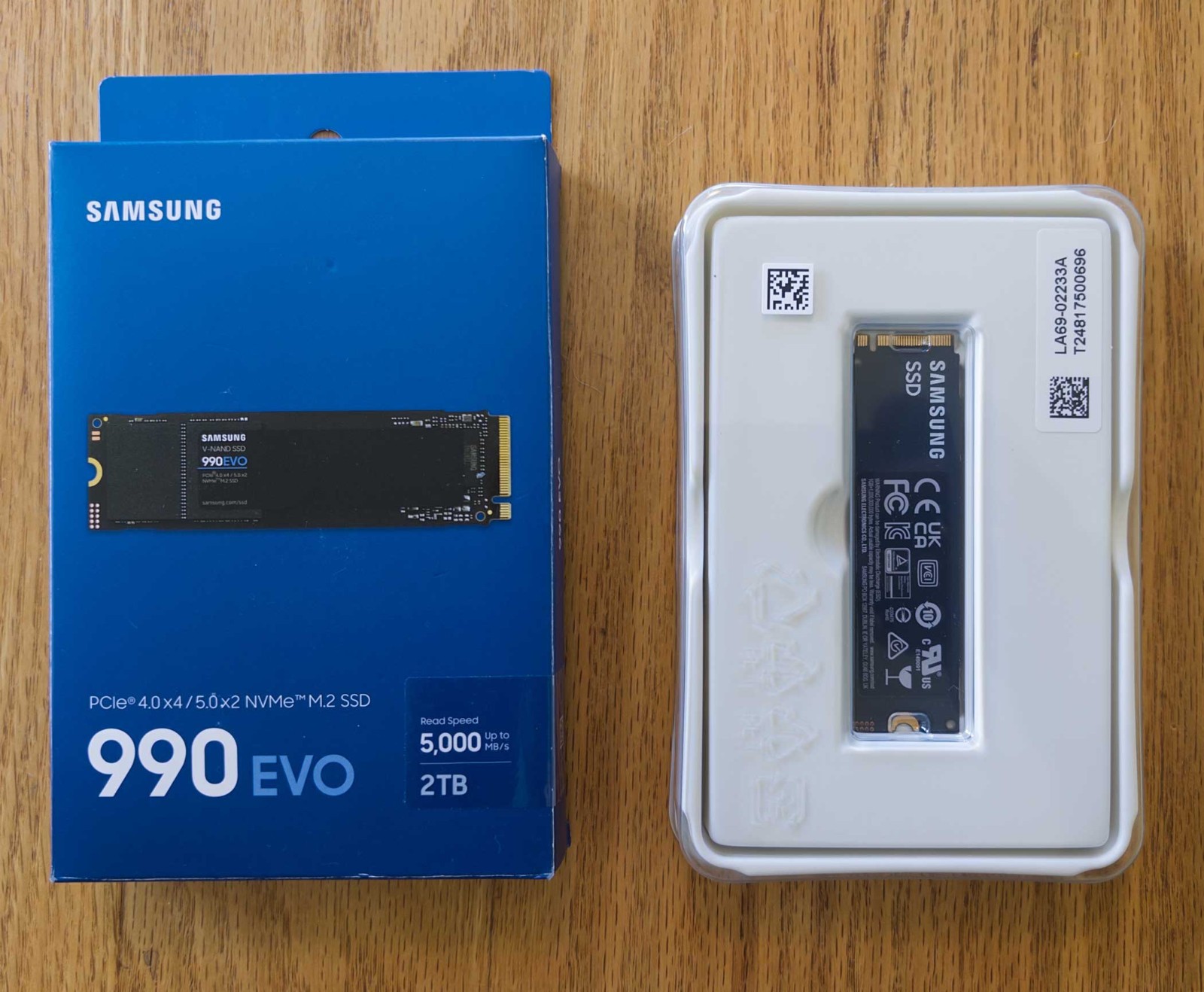 Samsung 990 EVO 2TB - PCIe 4.0 x4 / 5.0 x2 M.2 Internal SSD