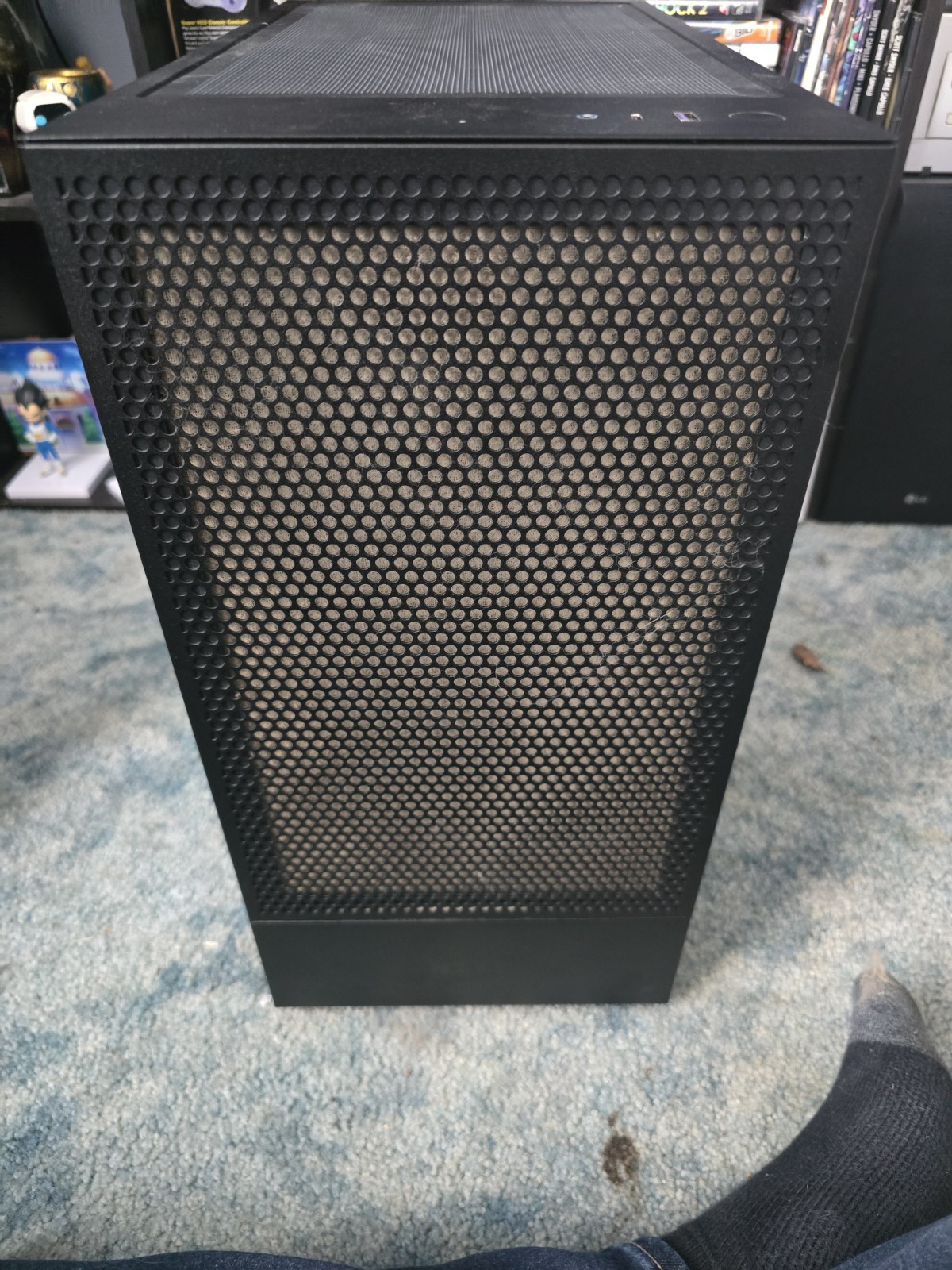 Custom Gaming PC - i5-6600k, Radeon Sapphire 8G  16G RAM, Asus Rog Strix Z270E