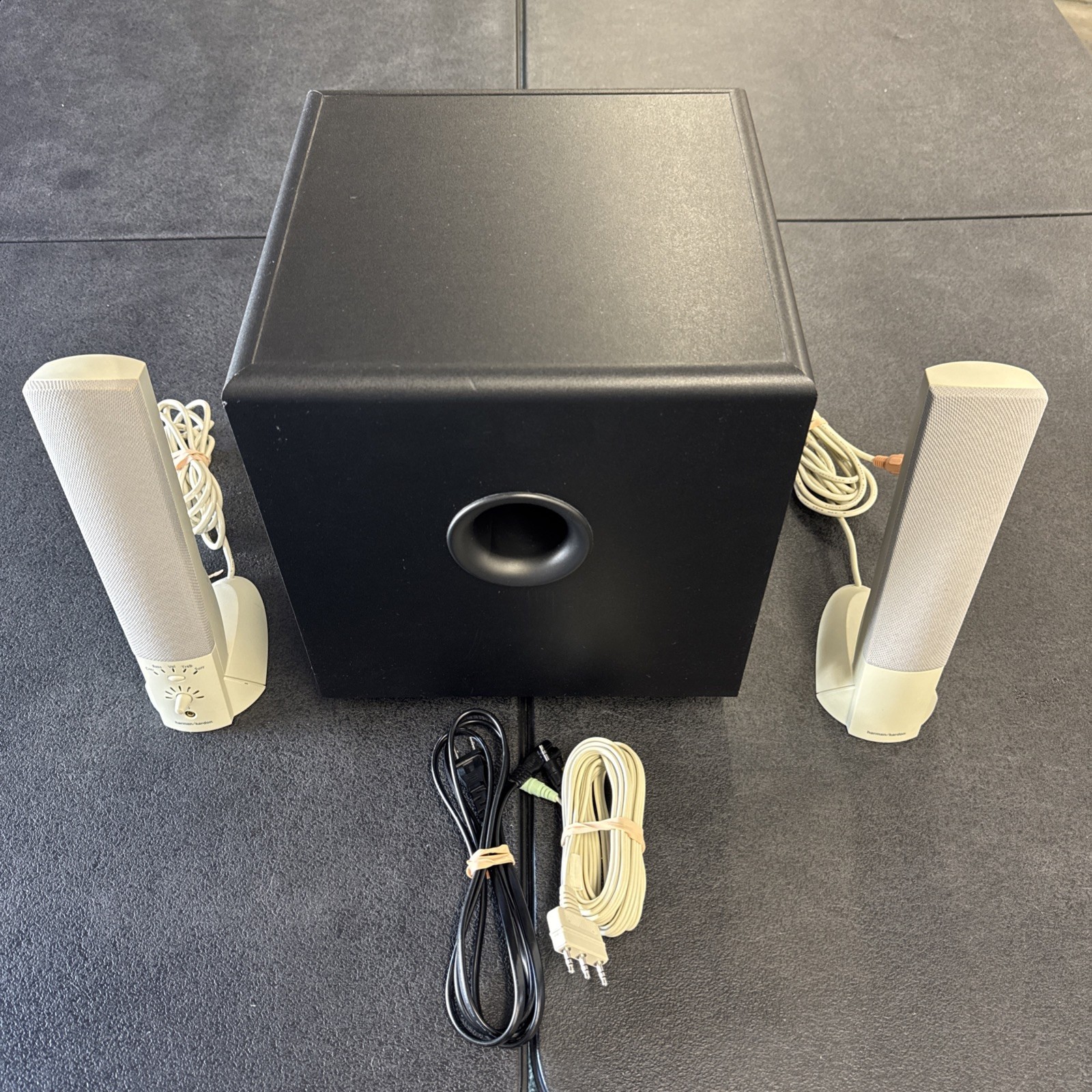 Harman Kardon H/K595  Subwoofer & Satellites (TESTED WORKING)