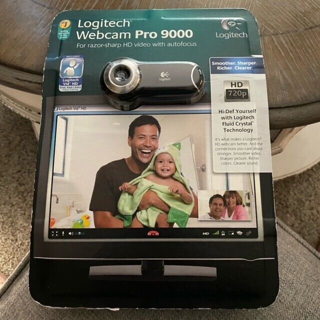 Logitech QuickCam Pro 9000 HD 2 Megapixel Webcam With Autofocus New Sealed