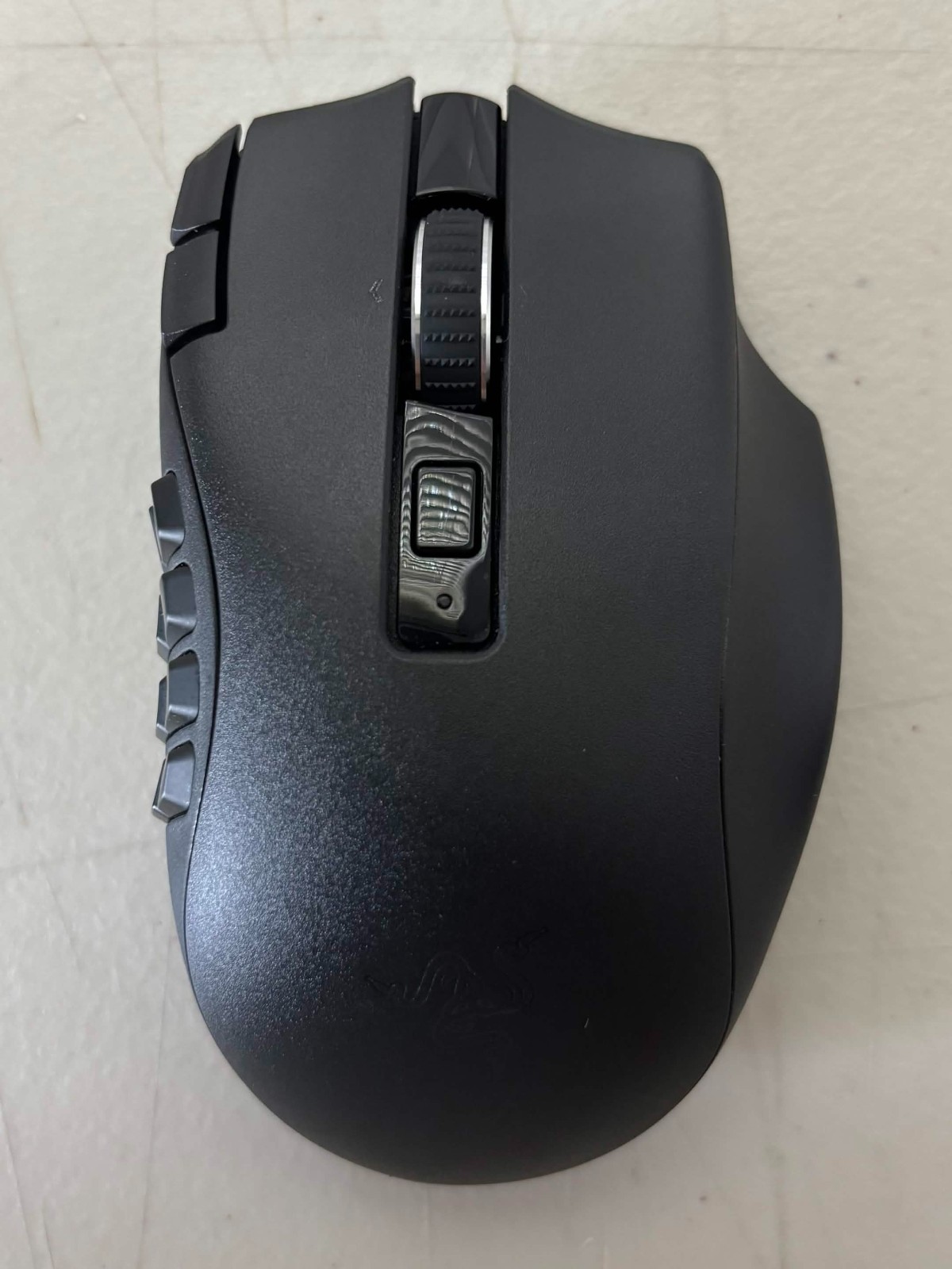Razer Naga V2 HyperSpeed Wireless Gaming Mouse