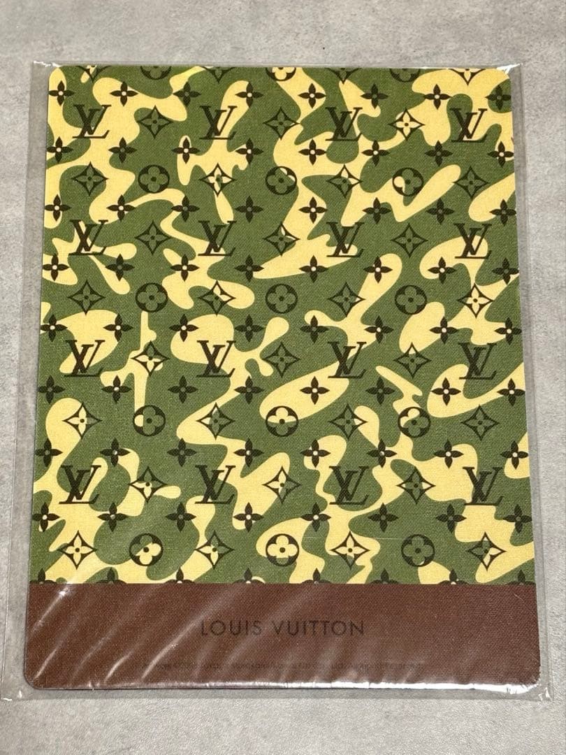 Louis Vuitton Takashi Murakami Collaboration Mouse Pad Monogramouflage Japan