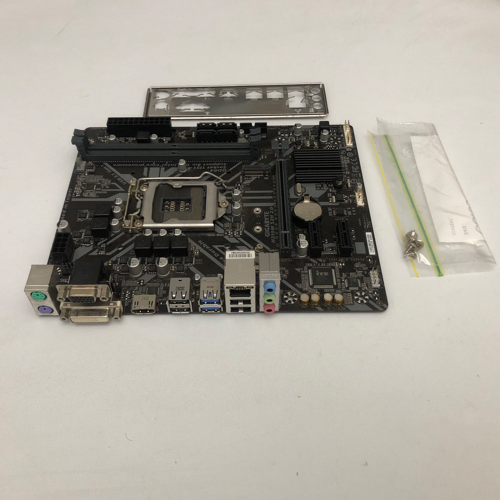 Gigabyte  H310M-S2H 2.0  Micro ATX LGA1151 P/Support 8th & 9th Gen Motherboard .