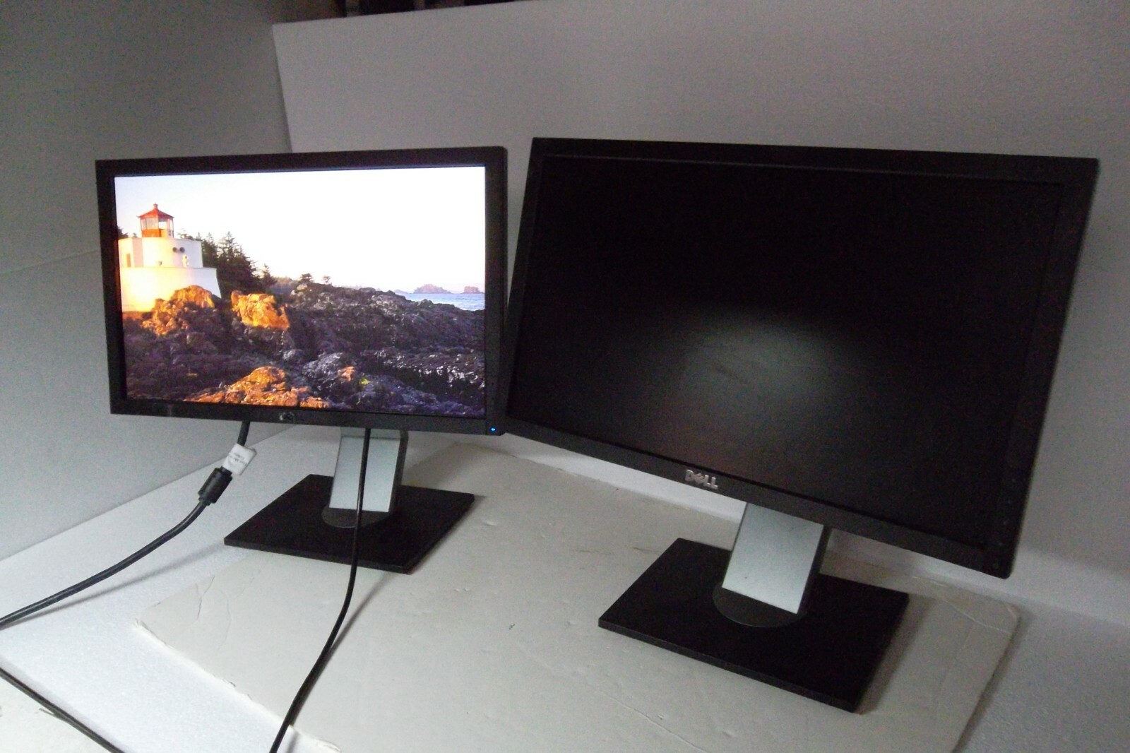 LOT-2 Dell P2011H Pro 20" Wide LED Monitor DVI VGA 2-Port USB Hub P2011t HPHVX