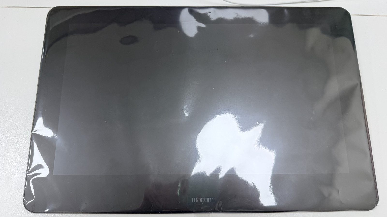 Wacom Cintiq Pro 16" (DTH-1620/K0) – 15.6" 4K Pen Display, Complete Set