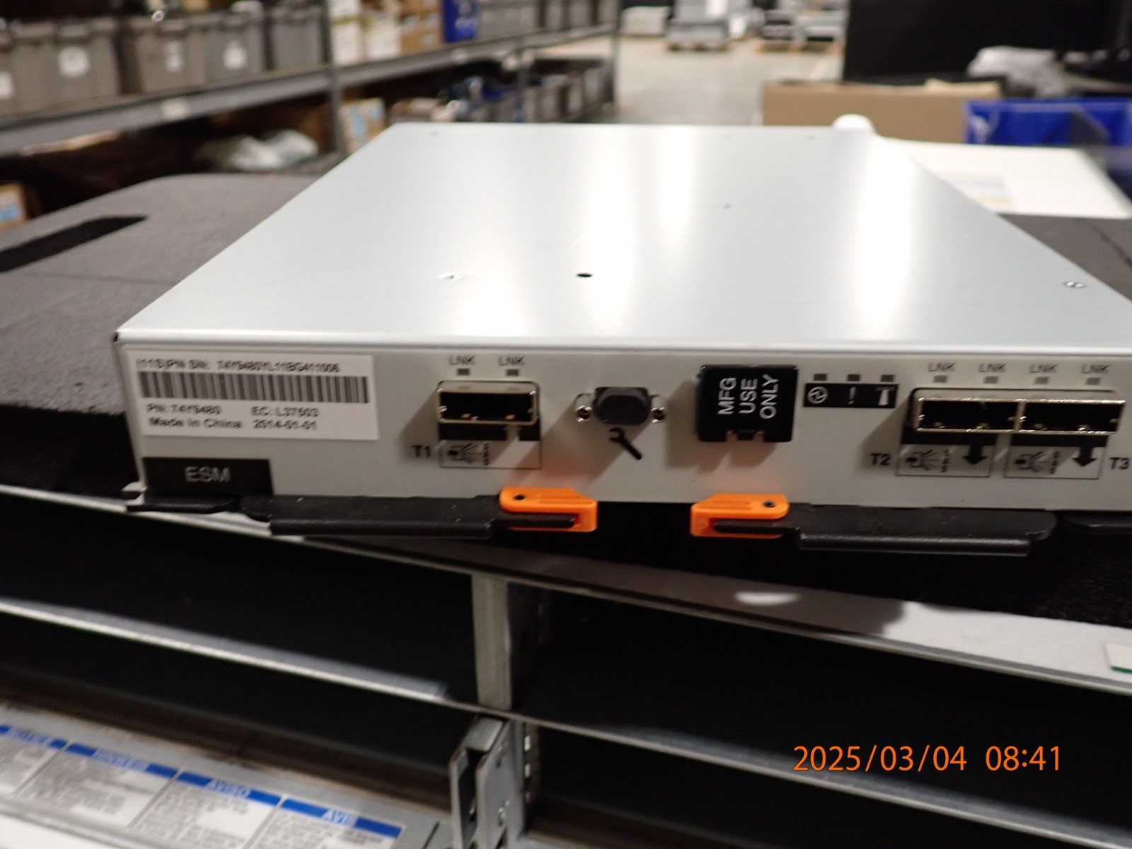 IBM 74Y9480 ESM for 5877 Disk Drive Enclosure Services Manager 