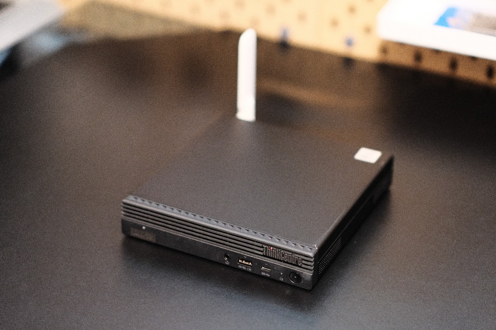 Lenovo ThinkCentre M70Q G2 Tiny, i7-10700T, 16GB DDR4, 256GB NVME SSD, WiFi