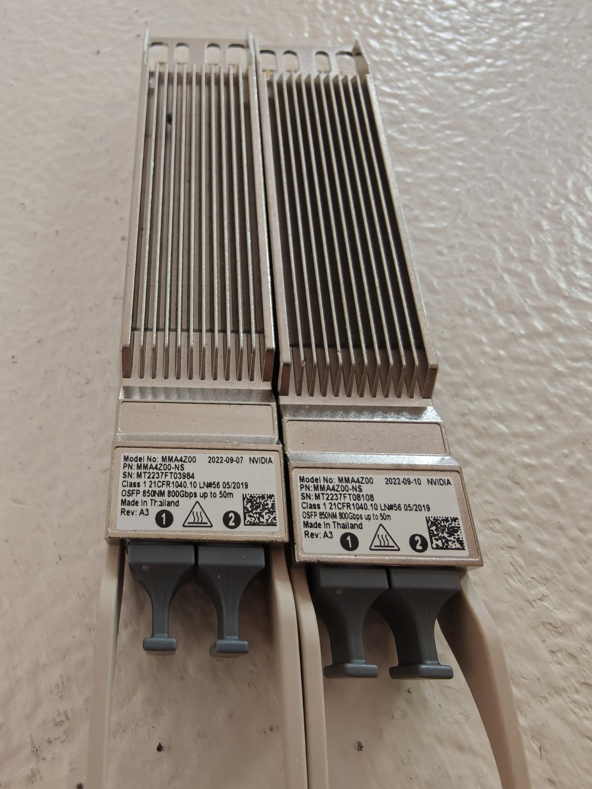 NVIDIA MMA4Z00-NS 800Gbps QSFP High-Speed Optical Network Transceivers LOT OF 2