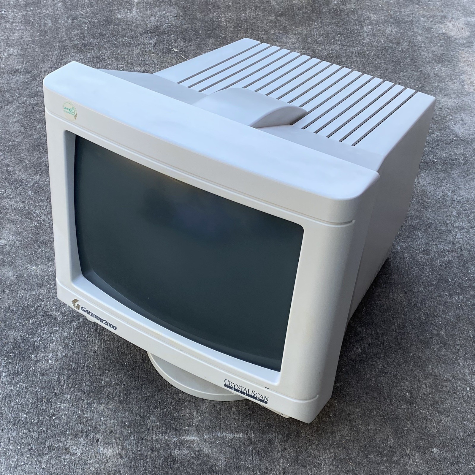 Gateway 2000 CrystalScan CS1024NI2 14" CRT Monitor Vintage 1994 Tested