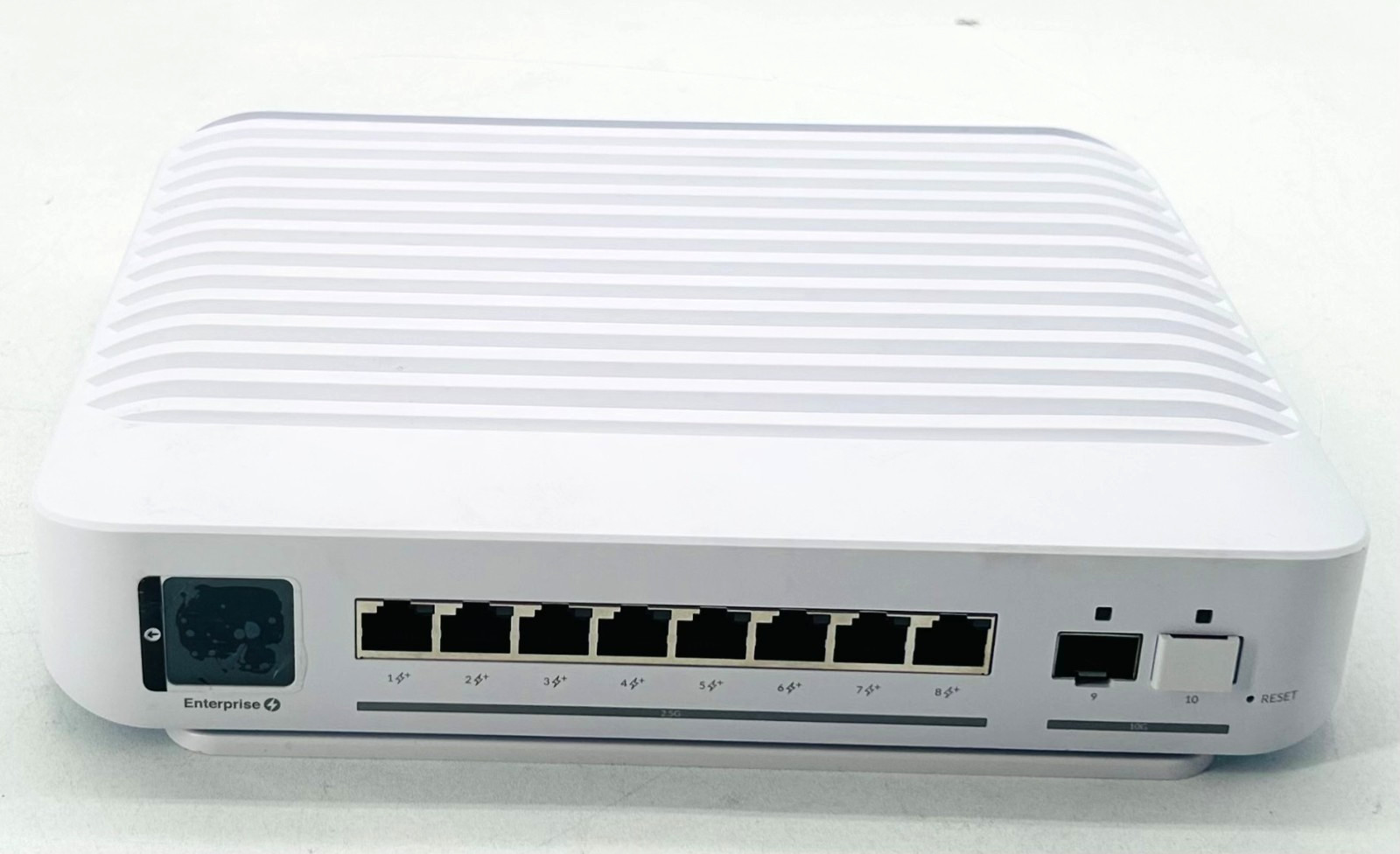 UBIQUITI UNIFI ENTERPRISE 8 POE USW-ENTERPRISE-8-POE MULTI-GIGABIT SWITCH +MOUNT