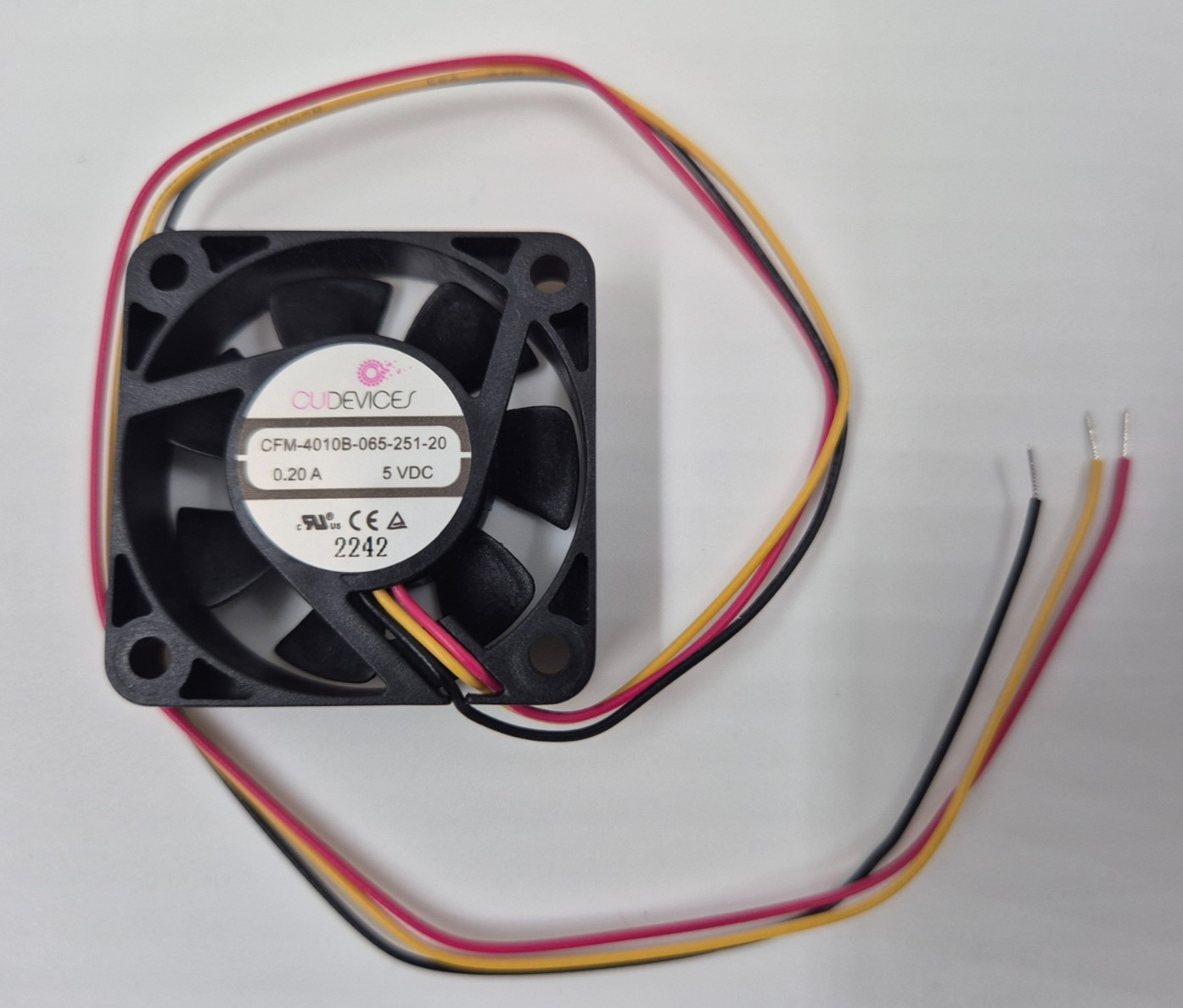 CUI Devices CFM-4010B-065-251-20 Axial Fan 40x40x10mm 5VDC 6500 RPM New