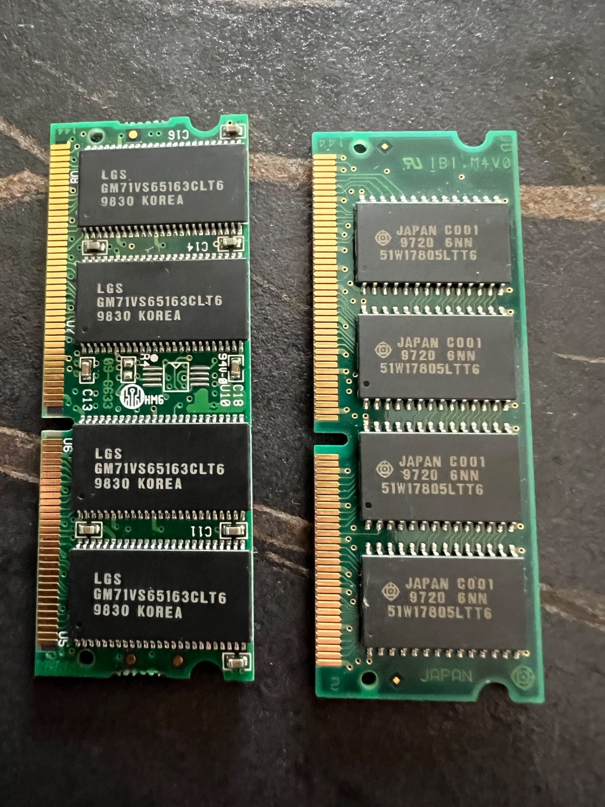 Vintage 64MB EDO Laptop RAM Lot 144-Pin LGS Hyundai HB56UW264D8-6L 60ns
