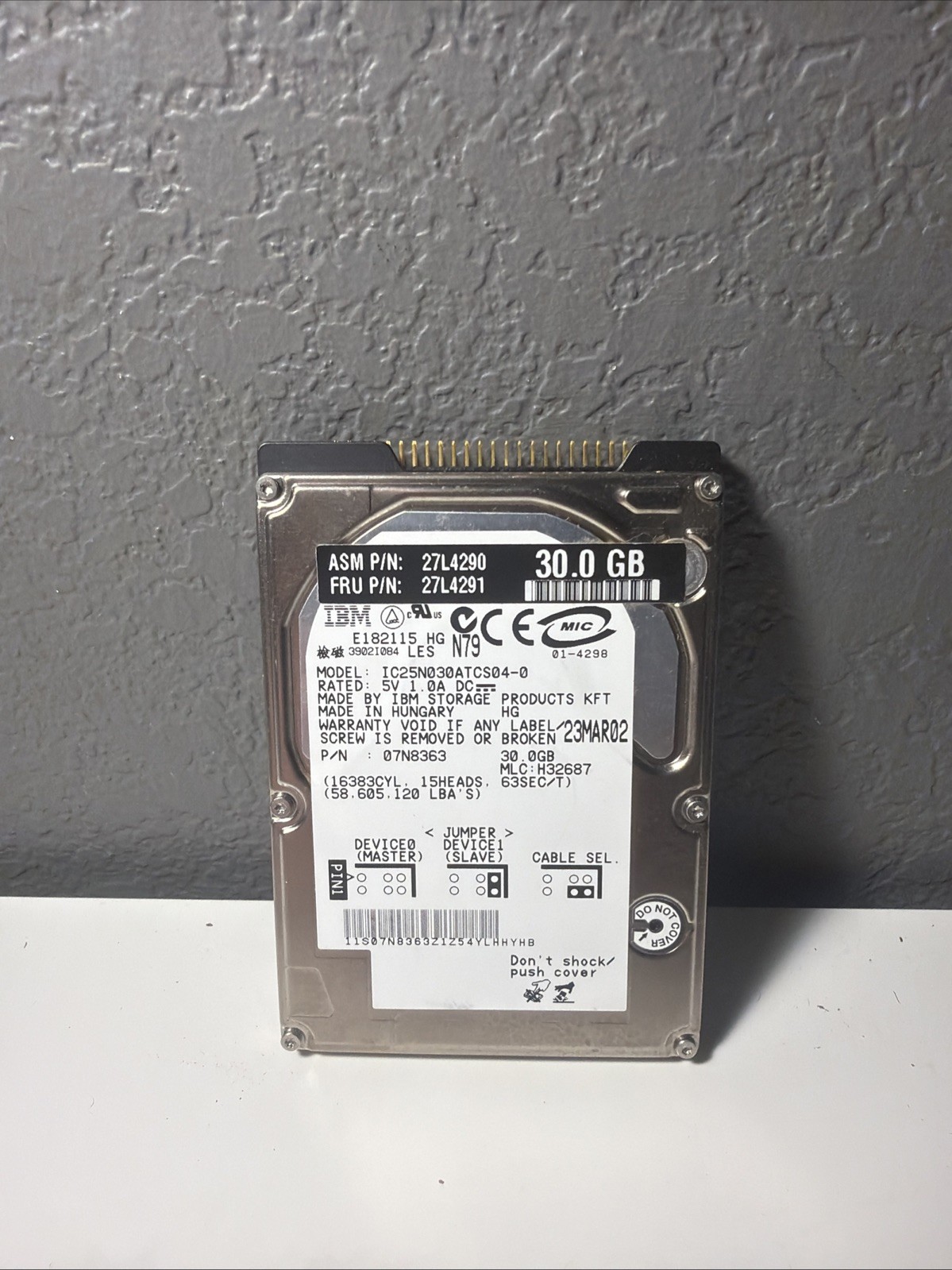 💾 IBM Travelstar 30GB 2.5” IDE HD (IC25N030ATCS04-0) – Tested, Used, Working