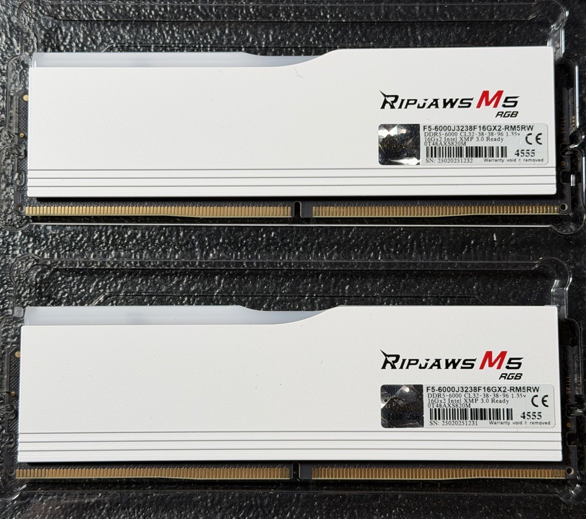 G. Skill Ripjaws M5 RGB 32GB CL32 DDR5 6000mhz F5-6000J3238F16GX2-RM5RW