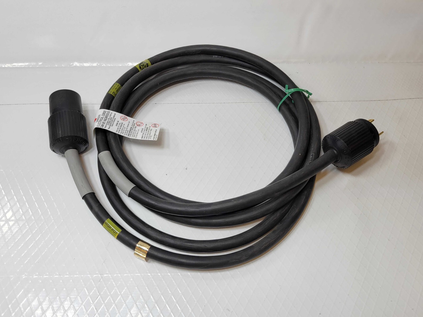 EMC 038-003-898/438/479 REV03 NEMA L6-30 Power Cord 250V 30A Twist Lock Hubbell