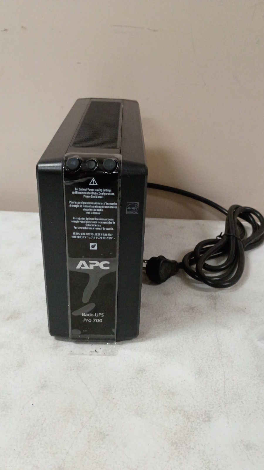 APC Power-Saving Back-UPS Pro 700VA Battery Backup , 6-Outlets, Black (BR700G)