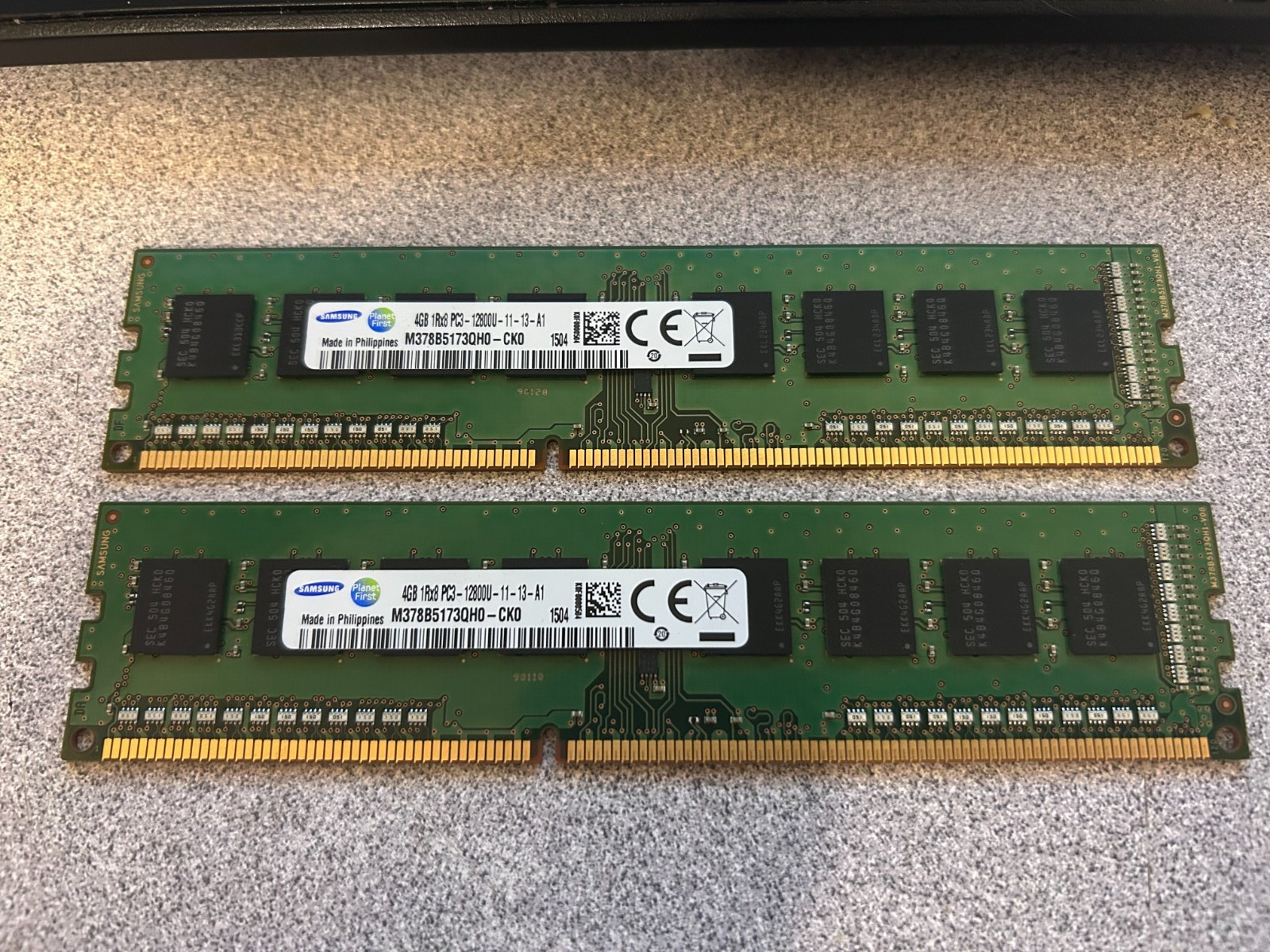 Lot of 8 GB (4 GB x 2 sticks) Samsung PC3-12800U DDR3 Desktop RAM Memory
