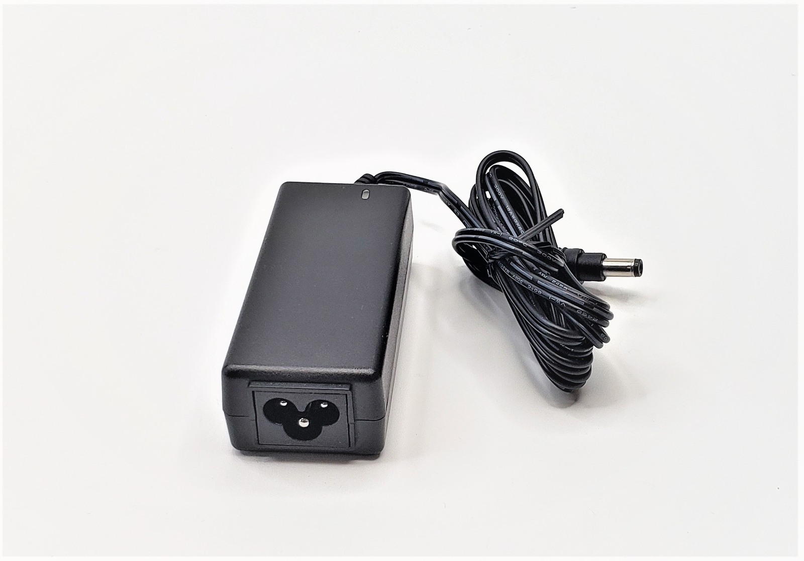 Asian Power Devices Wyse 30W 12V 2.5A AC Adapter 770375-51L CW-01F3 DA-30E12