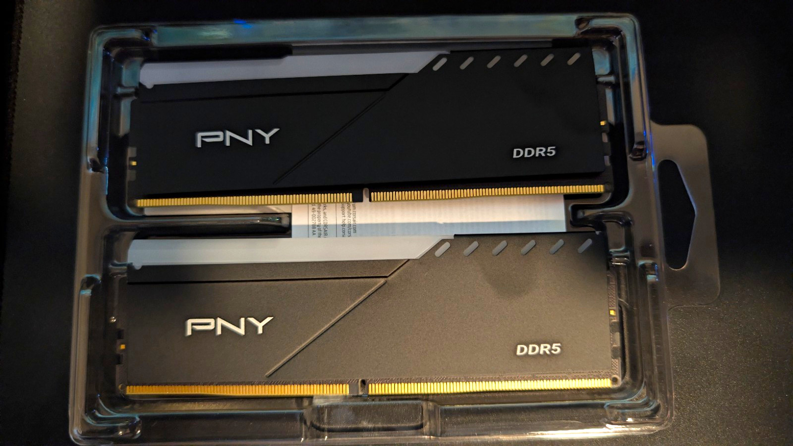 PNY XLR8 32GB (2x16GB) DDR5 SDRAM DDR5-5600 PC5-44800 288-Pin ECC