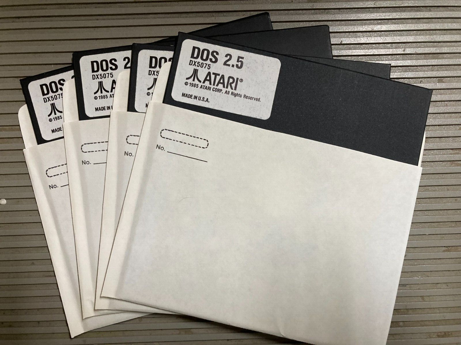 DOUBLE DENSITY DISKS Atari DX5075 DOS 2.5 (DD) 4 each 5 1/4 disks 800/XL/XE Gen