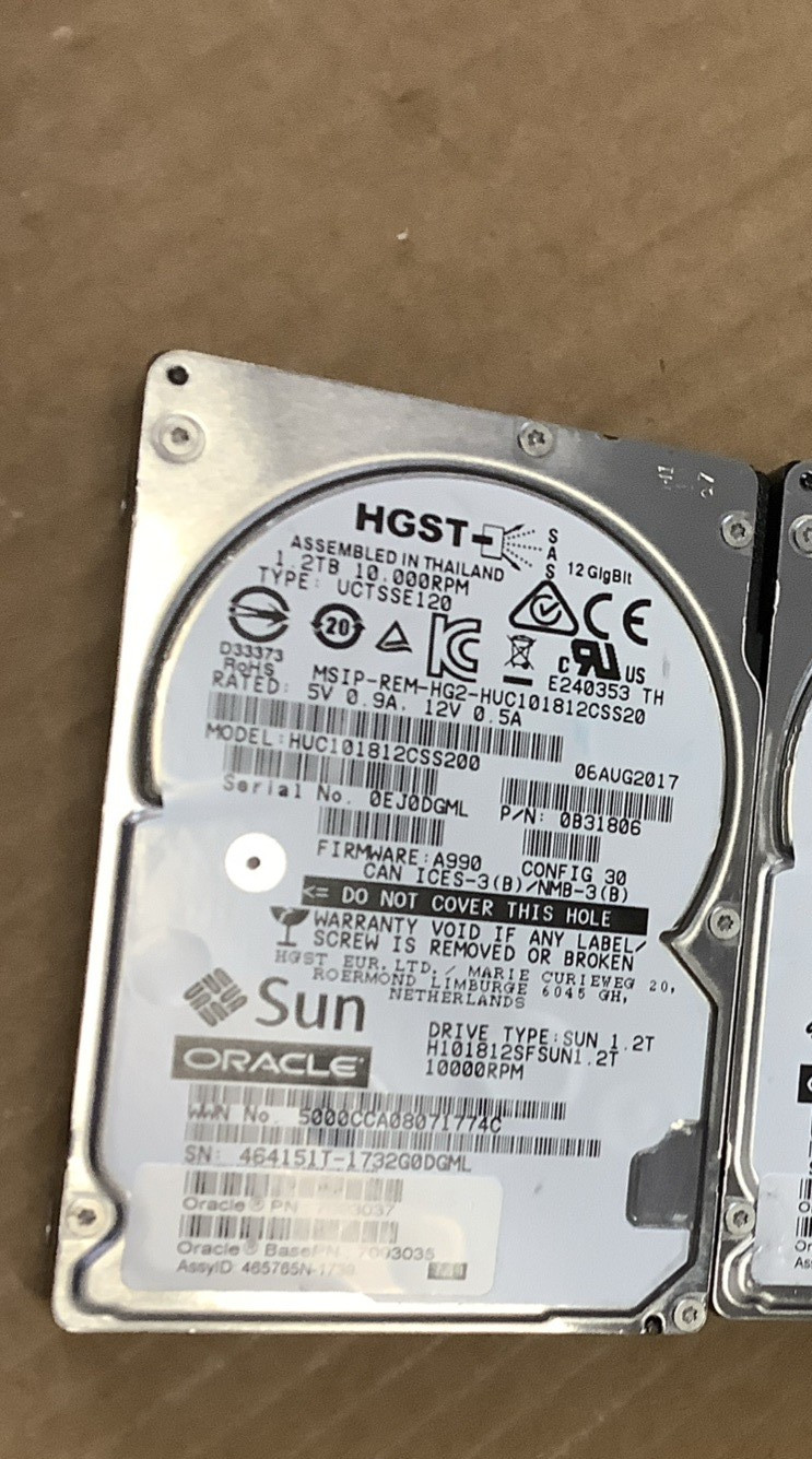 HGST Oracle 0B31806 7093037 HUC101812CSS200 1.2TB 10K SAS 6G 2.5in SFF HDD