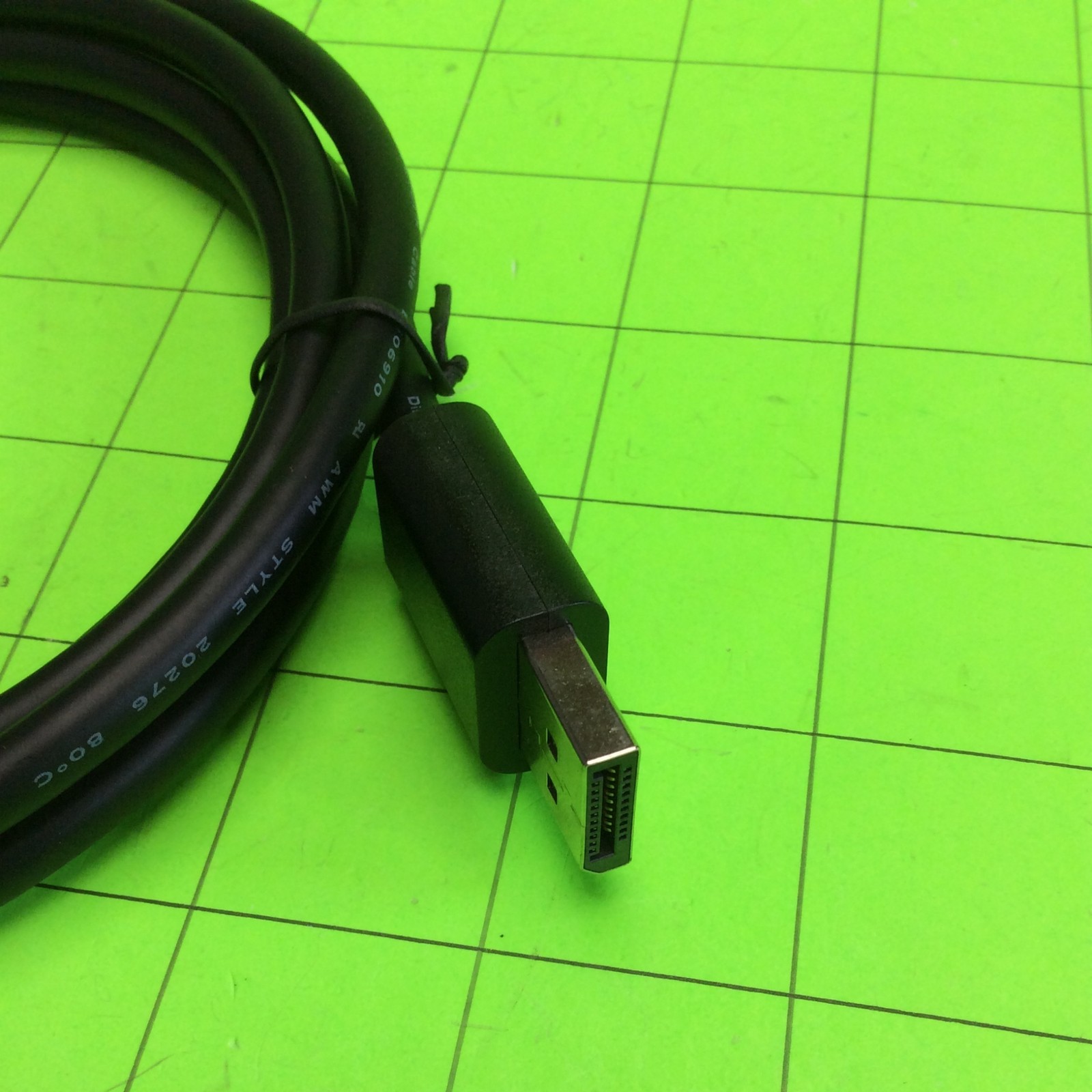 AOC C24G1A Monitor Displayport Cord