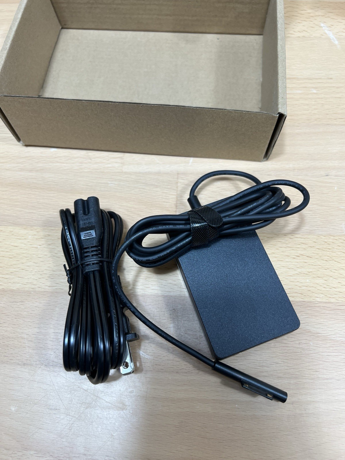 BTI USB-C AC ADAPTER 44Watt A50-150002580 KVJ-00001-BTI