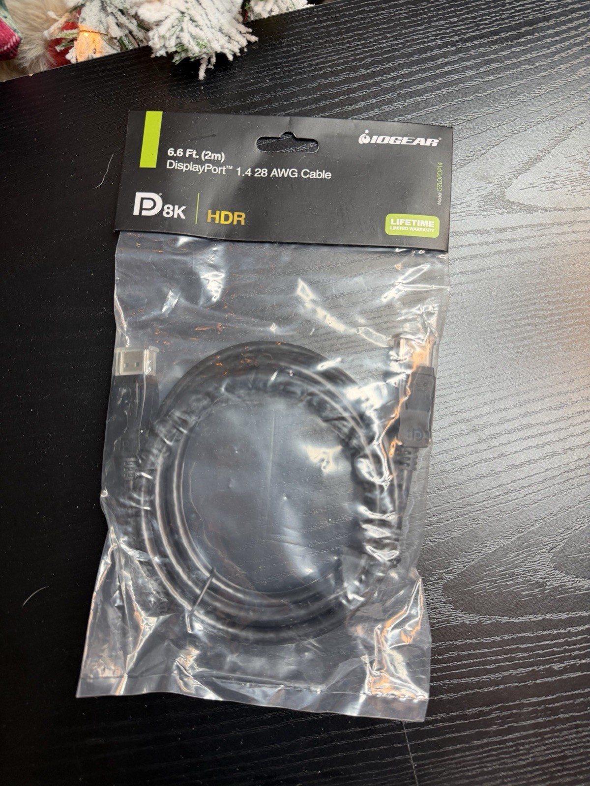 IOGEAR DisplayPort 1.4 Cable 6.6ft (2m) 8K HDR 28AWG DP 1.4
