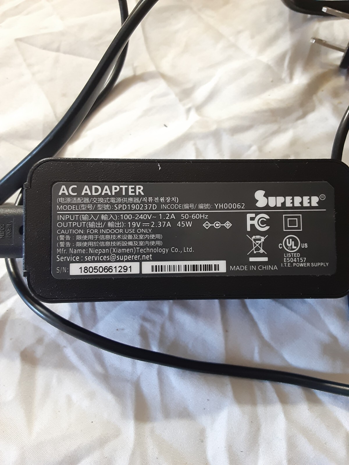 SUPERER AC ADAPTER SPD190237D 19.5 V  2.37 A 45W