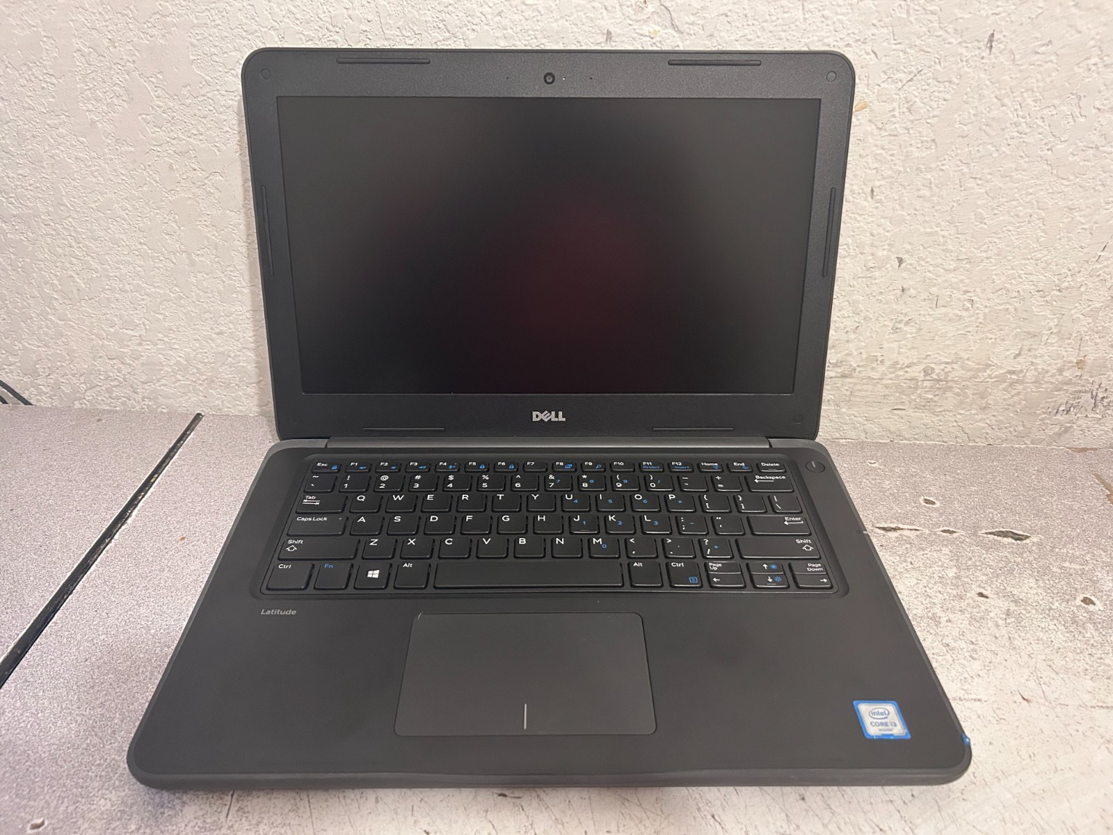 Dell Latitude 13 3380 Core i3 CPU 13.3" Display 4GB RAM No OS No HD Quick Ship