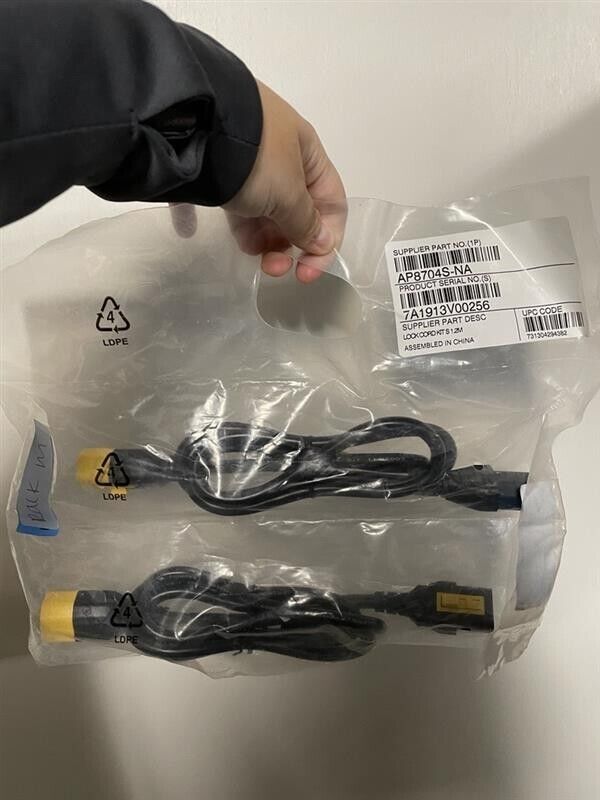 OPEN - APC Power Cord Locking, C13 to C14, 2 pack - AP8704S-NA