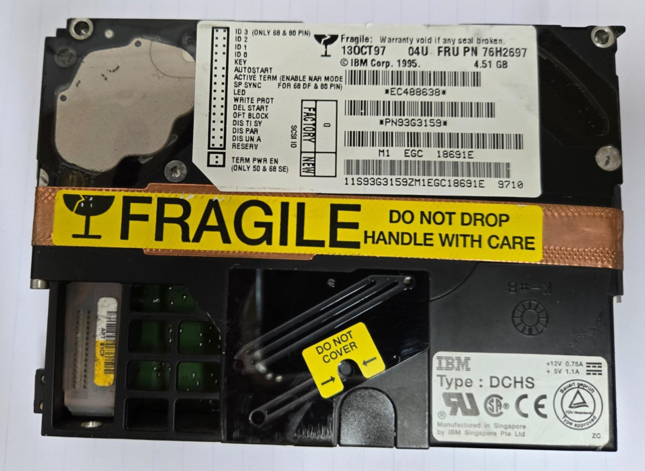 IBM 76H2697 93G3159 4.51GB 68-Pin 7.2K RPM 3.5" SCSI Hard Disk Drive