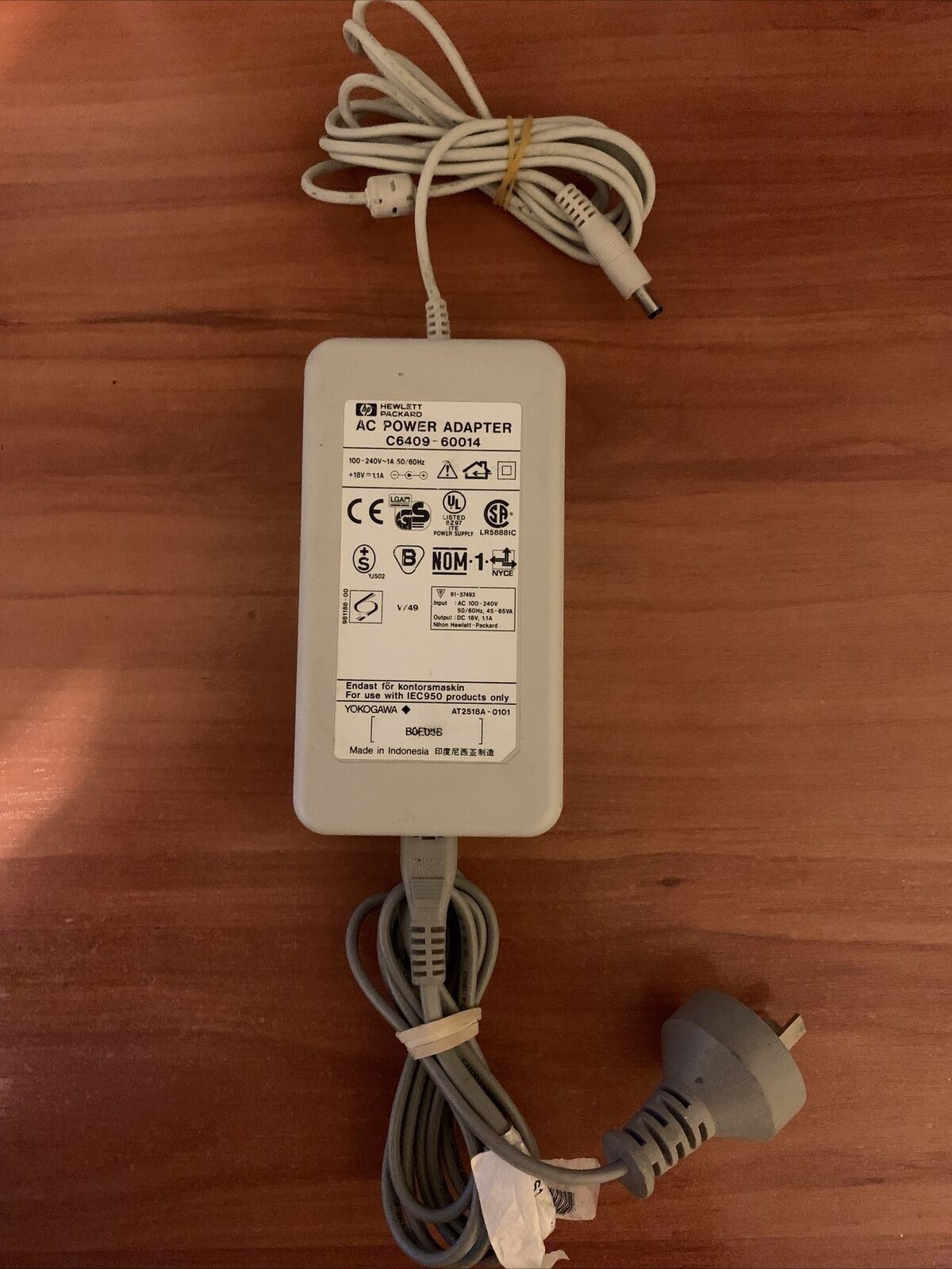 Genuine HP AC Power Adapter C6409-60014 Power Supply 18v 1.1a