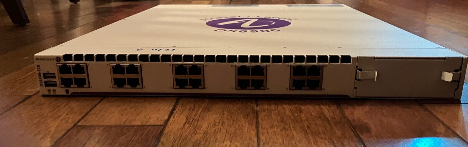 Alcatel-Lucent OS6900-T20 10Gb OmniSwitch 6900-T20 20 Port 10Gigabit Copper RJ45