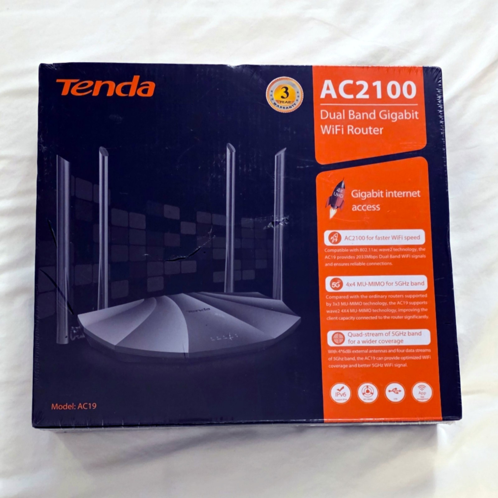 Tenda AC2100 Dual Band Gigabit Wireless Router (AC19) **NEW/FACTORY SEALED**