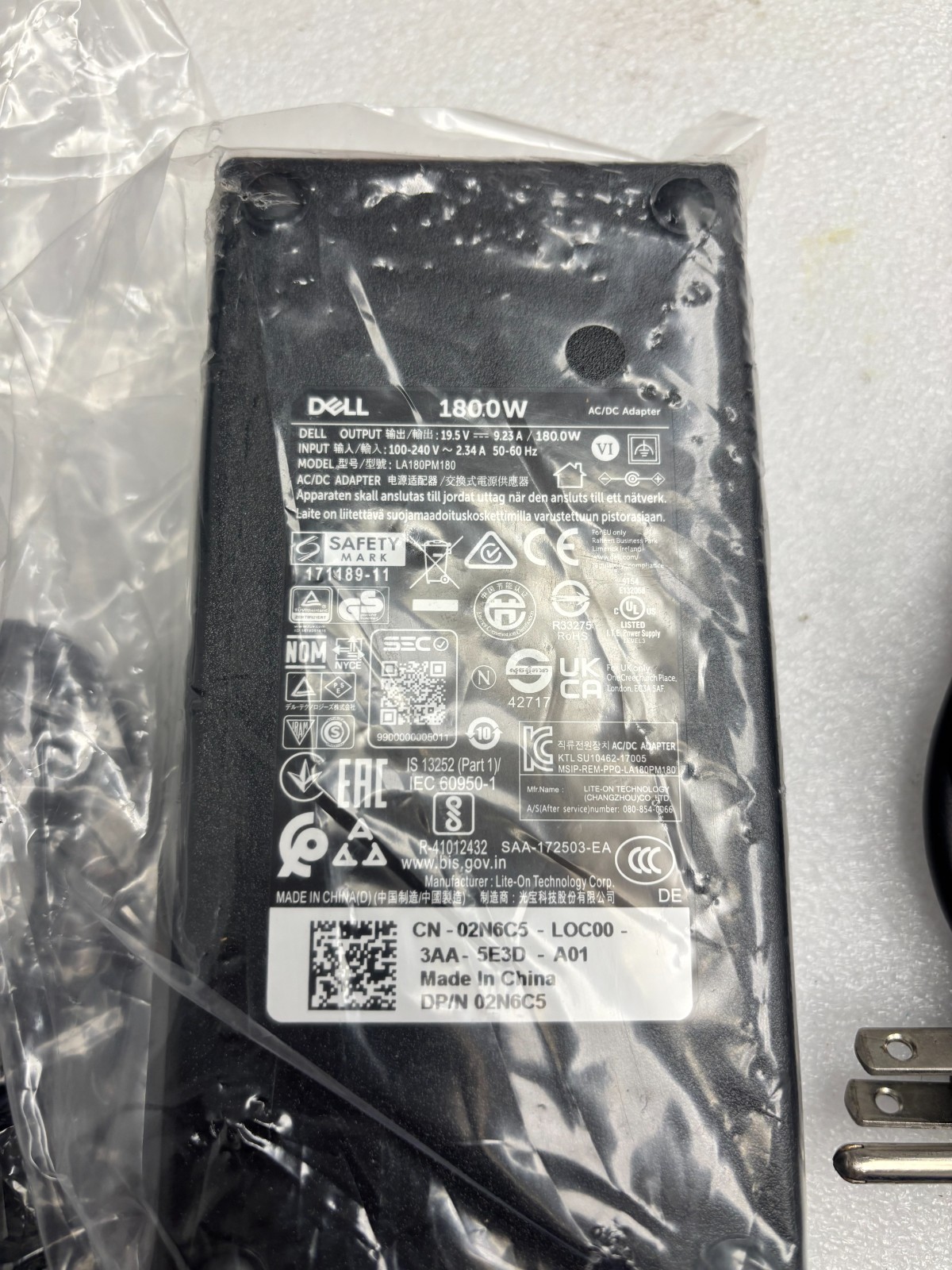 NEW DELL 180 W OEM Dell Precision 7.4mm 19.5V 9.23A Genuine Power Adapter