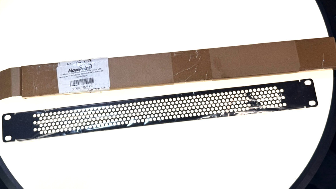 NavePoint 1U Vented Blank Rack Panel 19” Steel Server Rack Mount Spacer