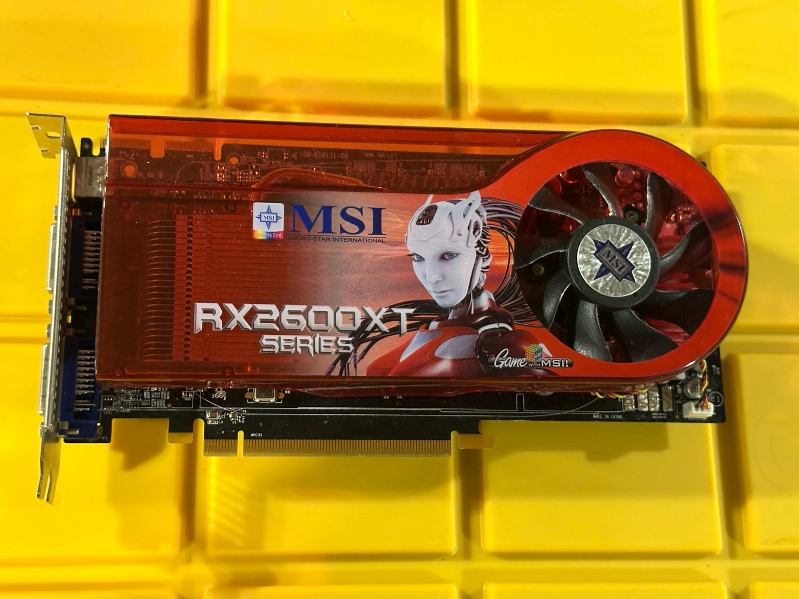 MSI RX2600XT-DIAMOND-PLUS Radeon GPU - 256MB 128-bit GDDR4 PCIe x16 - Box Inc.