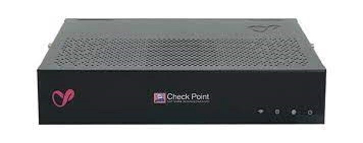 Check Point SG1590 Security switch + 3 year SNBT subscription Premium Support